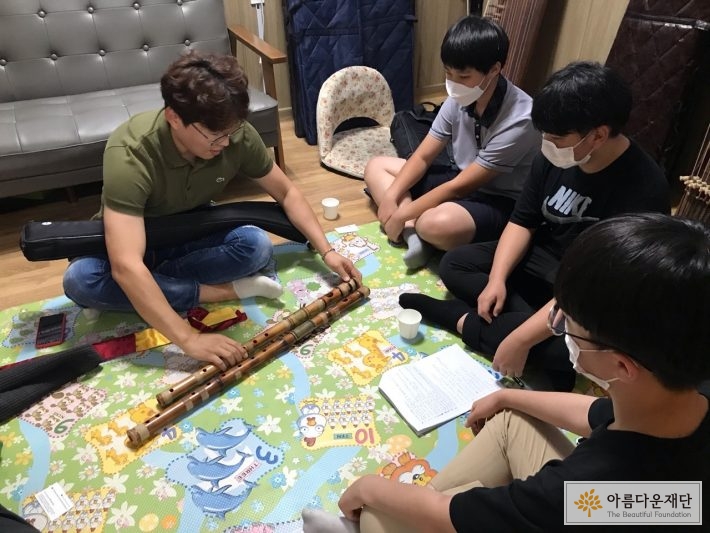 2020 지역자원조사를 통해 발굴한 자원과 연계한 관심주제별 ‘찾아가는 사람책’ 활동