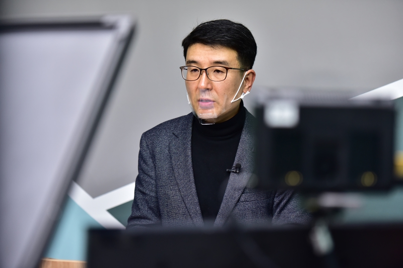주제발표를 맡은 나사렛대학 공진용 교수