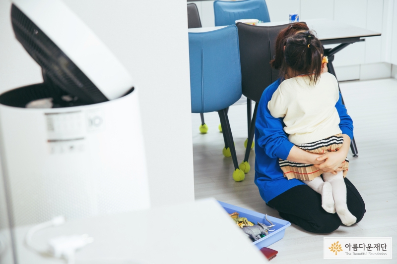 서로를 보듬는 엄마와 하은이른둥이