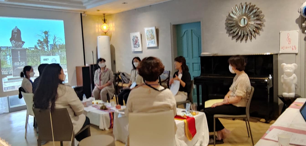 <코리안디아스포라 여성들의 삶 이야기 행사_조각보 제공>