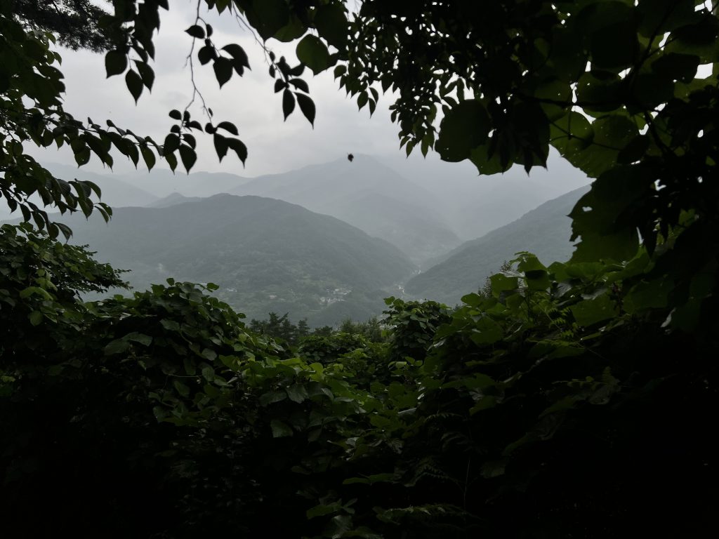 지리산 둘레길 산촌캠프 중