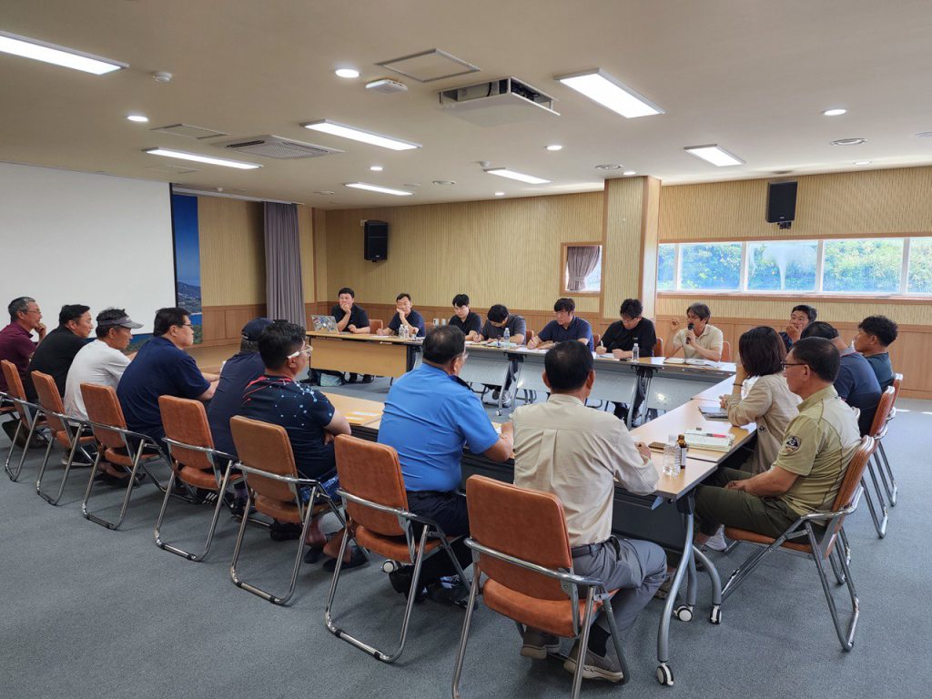 [세상을 바꾸는 작은변화] 거문도 낚시 환경개선을 위한 주민 간담회 현장