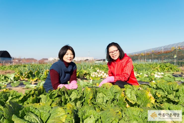 염미정 시설장(좌)과 유은순 보육사(우)